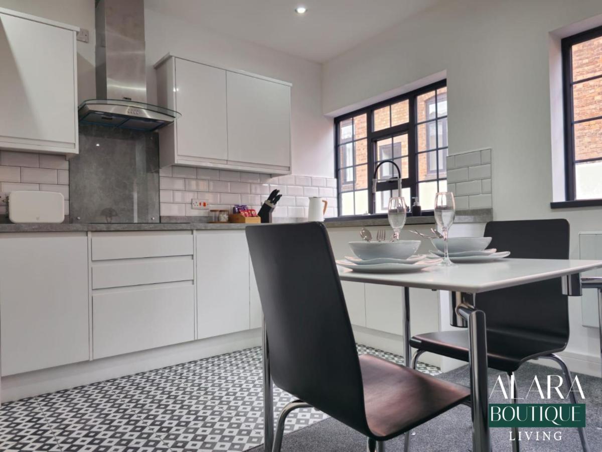 Appartamento 3 Floor Townhouse Luxury Living Alara Boutique Birmingham Esterno foto