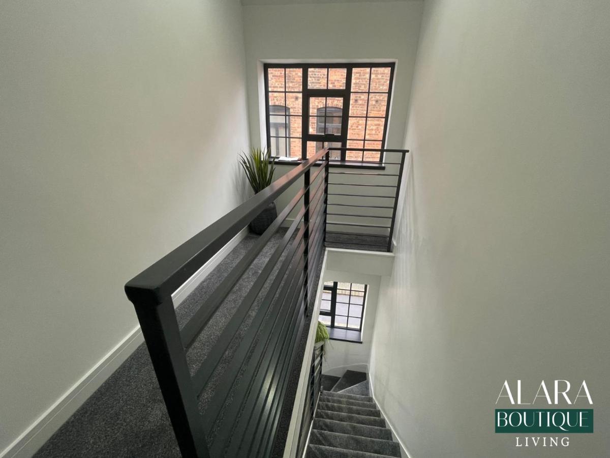 Appartamento 3 Floor Townhouse Luxury Living Alara Boutique Birmingham Esterno foto
