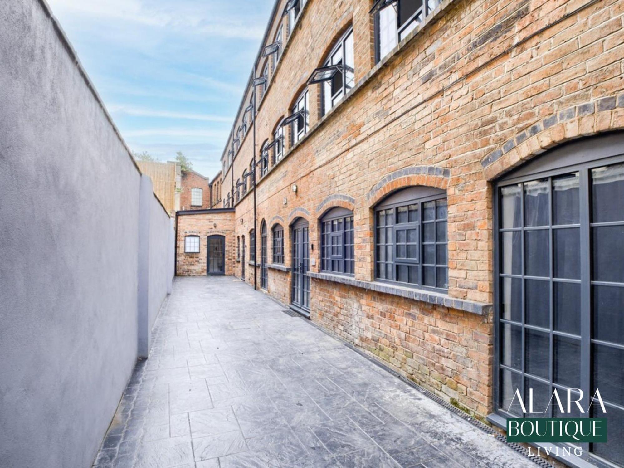 Appartamento 3 Floor Townhouse Luxury Living Alara Boutique Birmingham Esterno foto