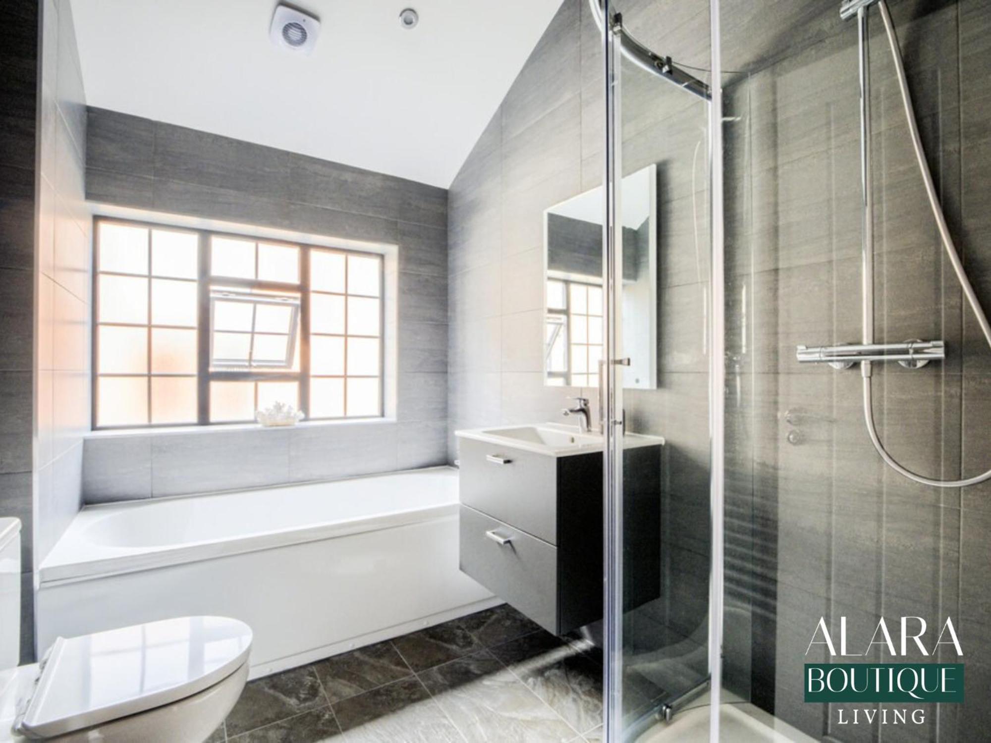 Appartamento 3 Floor Townhouse Luxury Living Alara Boutique Birmingham Esterno foto