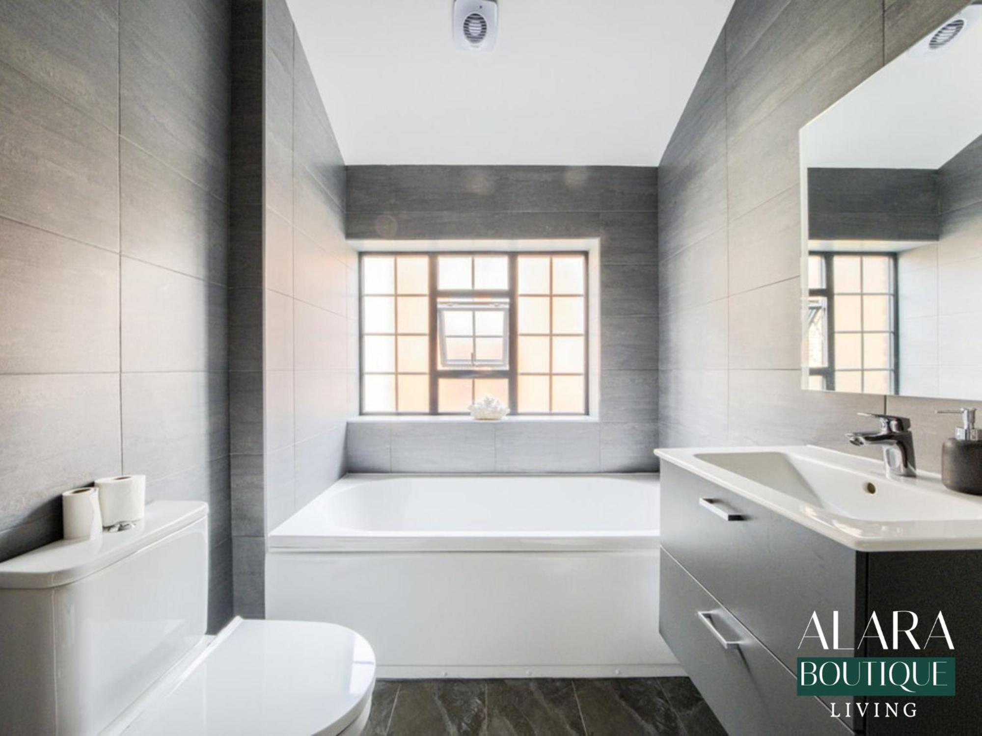 Appartamento 3 Floor Townhouse Luxury Living Alara Boutique Birmingham Esterno foto