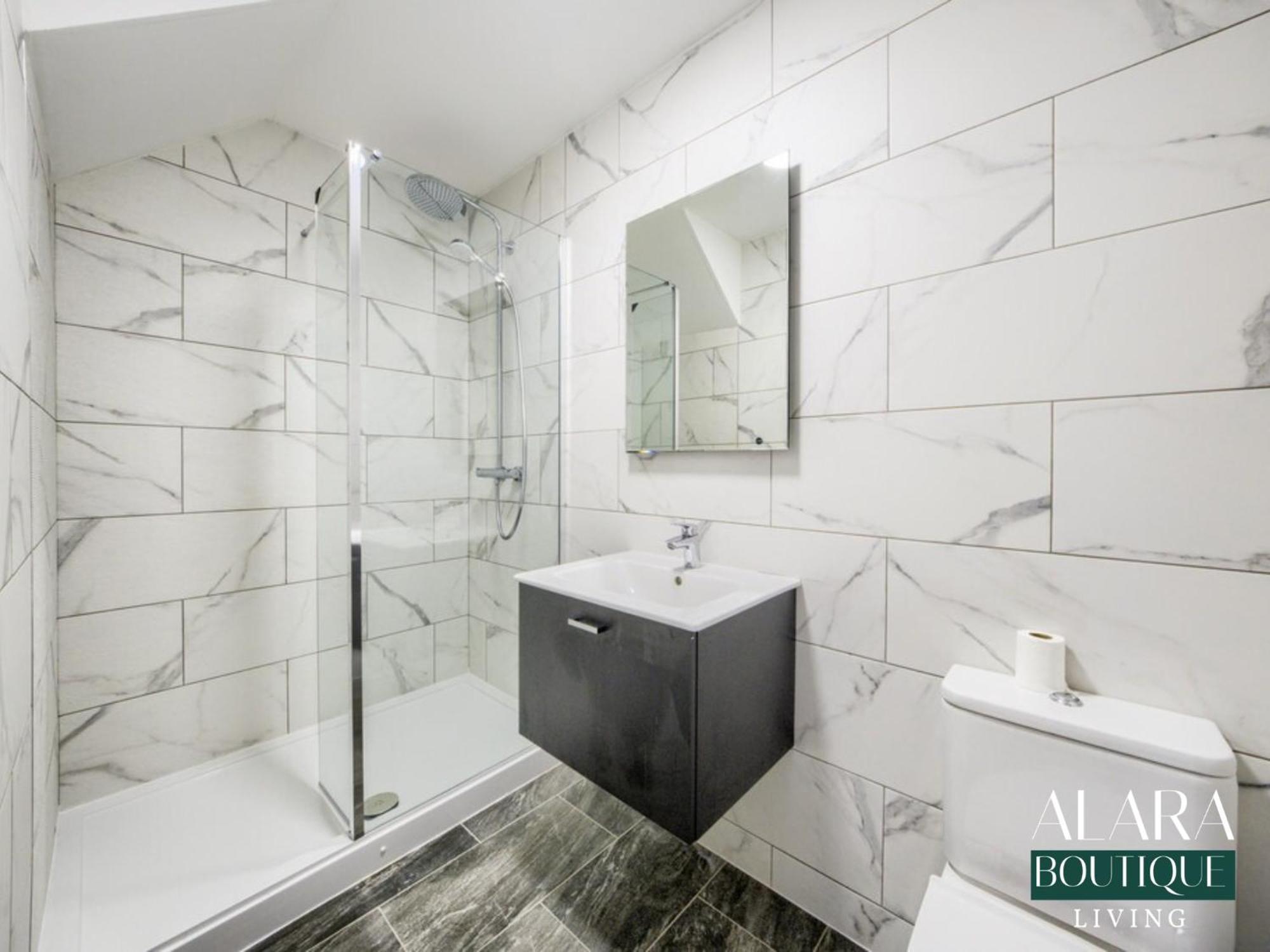 Appartamento 3 Floor Townhouse Luxury Living Alara Boutique Birmingham Esterno foto