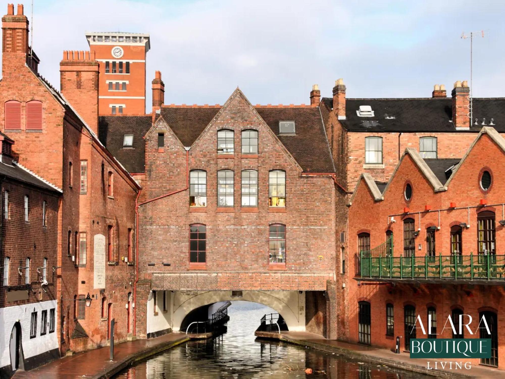 Appartamento 3 Floor Townhouse Luxury Living Alara Boutique Birmingham Esterno foto